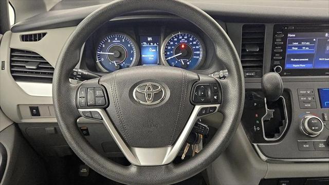 2018 Toyota Sienna LE 7 Passenger