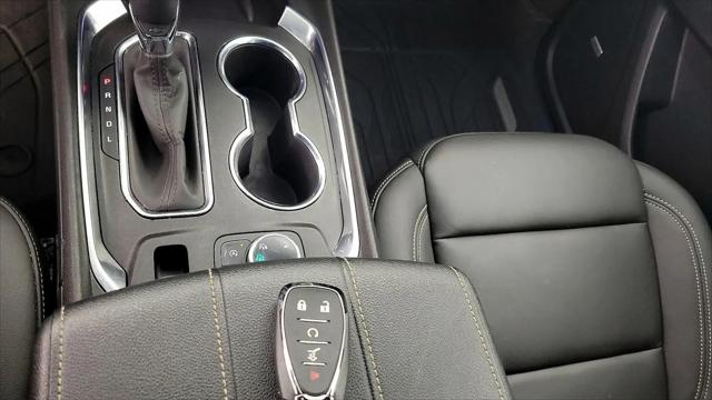 2023 Chevrolet Traverse AWD LT Leather