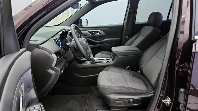 2023 Chevrolet Traverse FWD LT Cloth