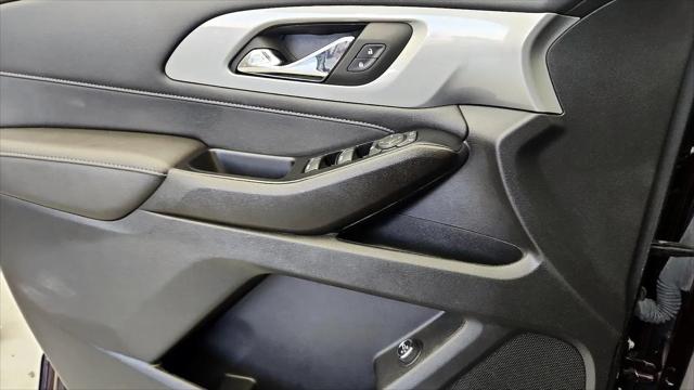 2023 Chevrolet Traverse FWD LT Cloth