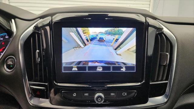 2023 Chevrolet Traverse FWD LT Cloth