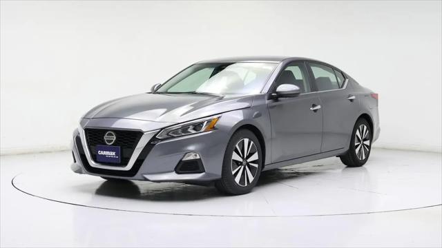 2022 Nissan Altima SV FWD