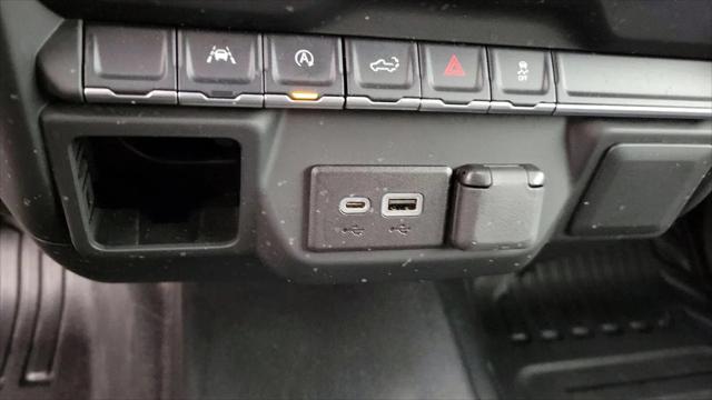 2023 GMC Sierra 1500 4WD Crew Cab Standard Box Pro