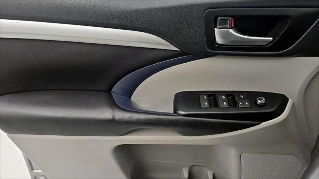 2016 Toyota Highlander XLE V6