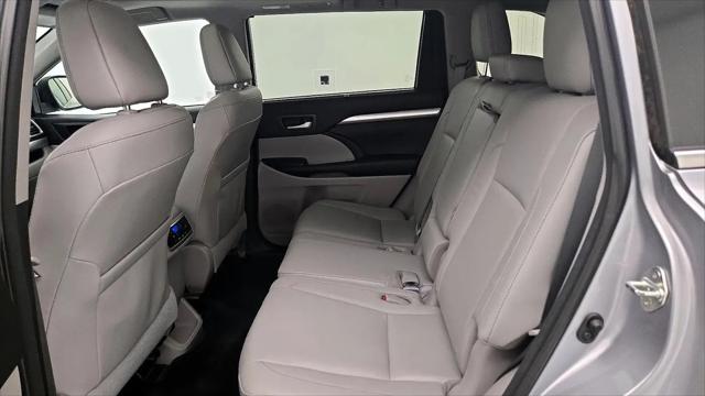 2016 Toyota Highlander XLE V6