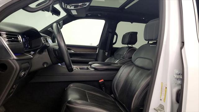 2023 Jeep Grand Wagoneer L Series II 4x4