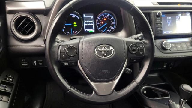 2017 Toyota RAV4 Hybrid XLE