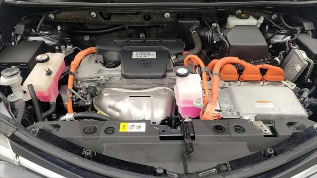 2017 Toyota RAV4 Hybrid XLE