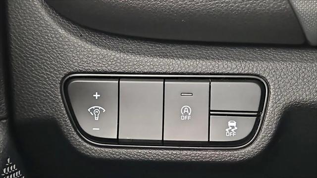 2025 Kia Seltos LX
