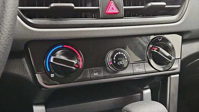 2025 Kia Seltos LX