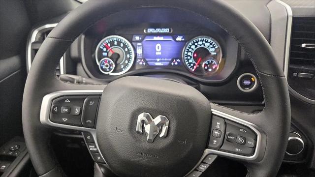 2025 Ram 1500 Big Horn Crew Cab 4x4 5'7" Box