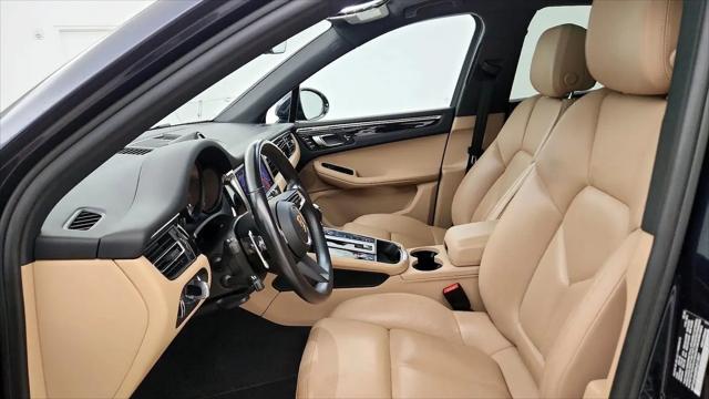 2023 Porsche Macan T
