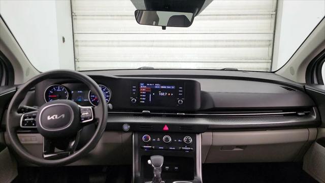 2023 Kia Carnival MPV LX