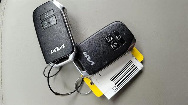 2023 Kia Carnival MPV LX