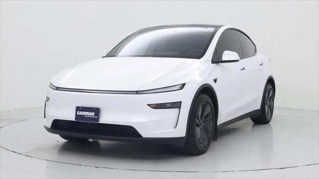 2026 Tesla Model Y Premium Rear-Wheel Drive