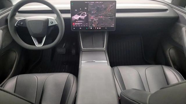 2026 Tesla Model Y Premium Rear-Wheel Drive