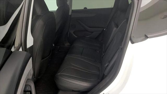 2026 Tesla Model Y Premium Rear-Wheel Drive