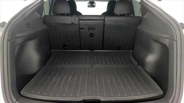 2026 Tesla Model Y Premium Rear-Wheel Drive