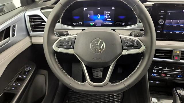 2025 Volkswagen Taos 1.5T SE