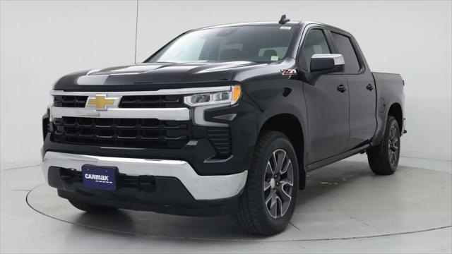 2022 Chevrolet Silverado 1500 4WD Crew Cab Standard Bed LT