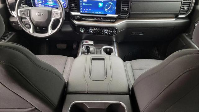 2022 Chevrolet Silverado 1500 4WD Crew Cab Standard Bed LT