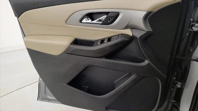 2023 Chevrolet Traverse AWD LS