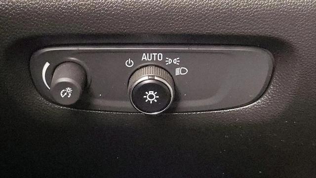 2023 Chevrolet Traverse AWD LS