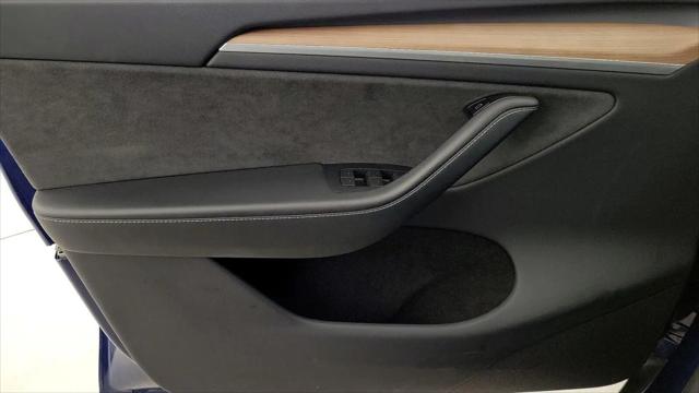 2024 Tesla Model Y Long Range Dual Motor All-Wheel Drive
