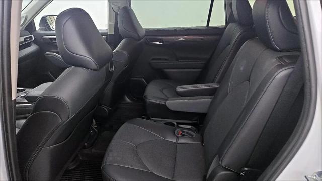 2022 Toyota Highlander Limited