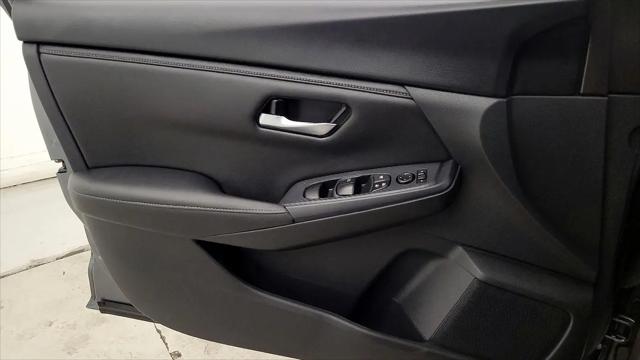 2023 Nissan Sentra SV Xtronic CVT