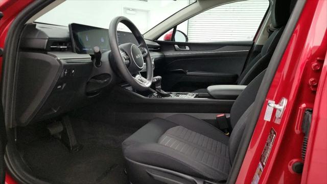 2025 Kia K5 LXS