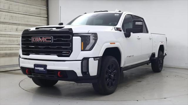 2024 GMC Sierra 3500HD 4WD Crew Cab Standard Bed AT4