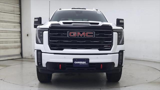 2024 GMC Sierra 3500HD 4WD Crew Cab Standard Bed AT4