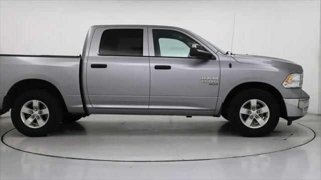 2022 Ram 1500 Classic SLT Crew Cab 4x2 5'7" Box