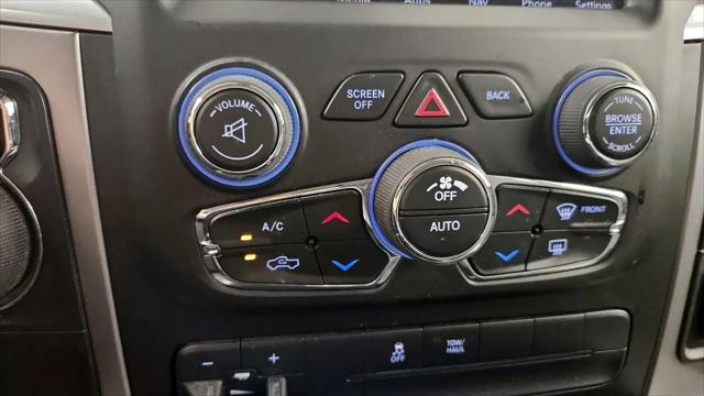 2022 Ram 1500 Classic SLT Crew Cab 4x2 5'7" Box