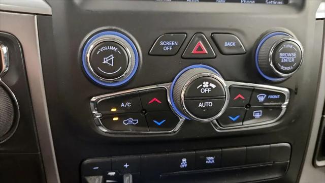 2022 Ram 1500 Classic SLT Crew Cab 4x2 5'7" Box