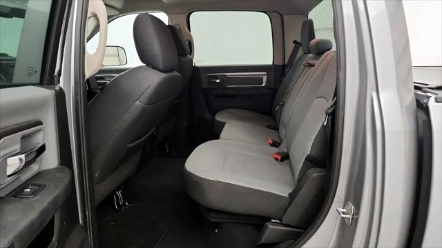 2022 Ram 1500 Classic SLT Crew Cab 4x2 5'7" Box