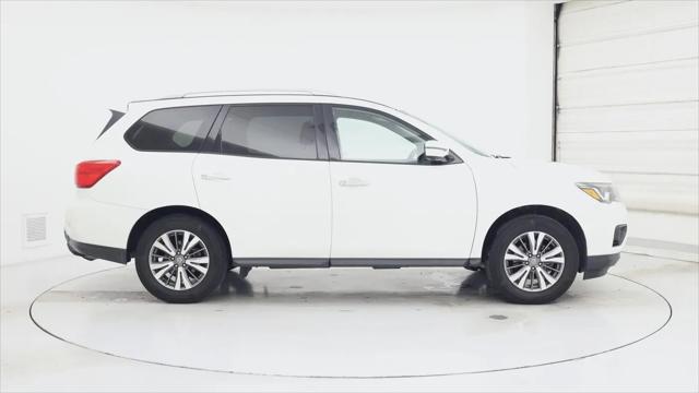 2020 Nissan Pathfinder SL 4WD