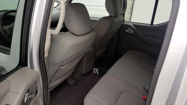 2020 Nissan Frontier Crew Cab SV 4x2