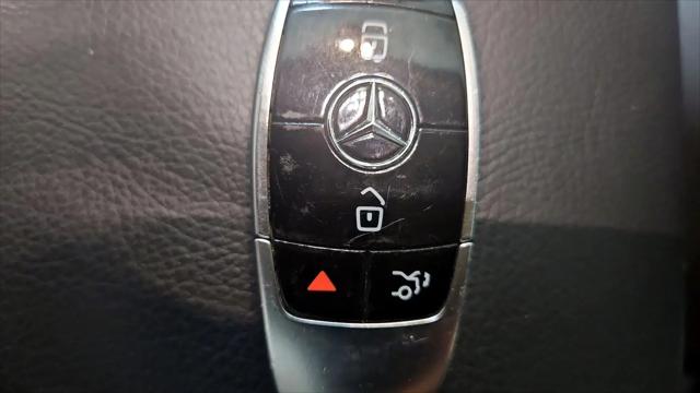 2018 Mercedes-Benz E-CLASS E 300 E 300