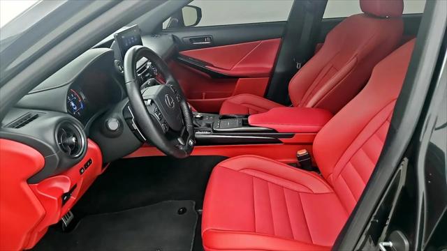 2024 Lexus IS 300 F SPORT