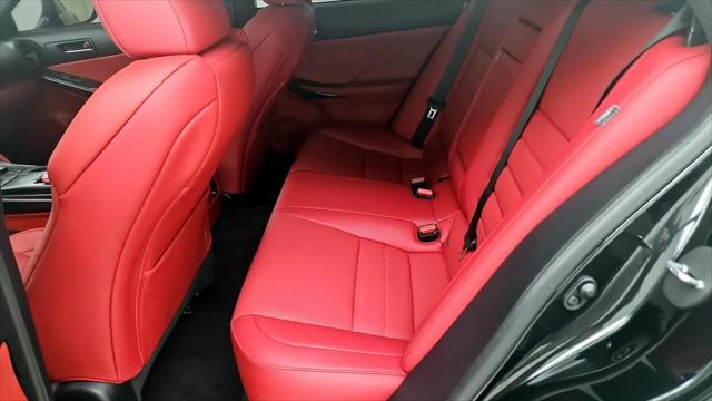 2024 Lexus IS 300 F SPORT