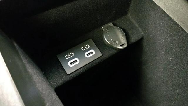 2023 Lexus ES 350 F SPORT Handling