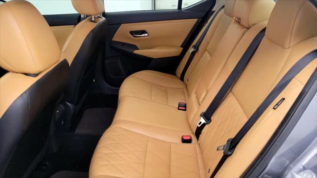 2021 Nissan Sentra SV Xtronic CVT