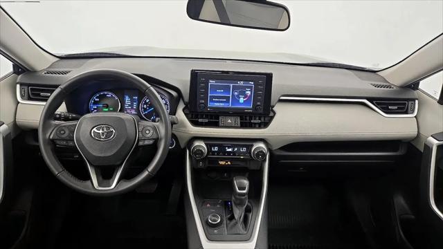 2022 Toyota RAV4 Hybrid XLE Premium