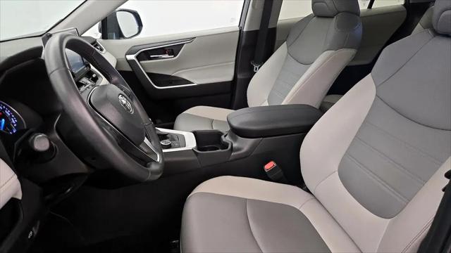 2022 Toyota RAV4 Hybrid XLE Premium