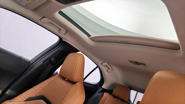 2022 Lexus UX 250h UX 250h