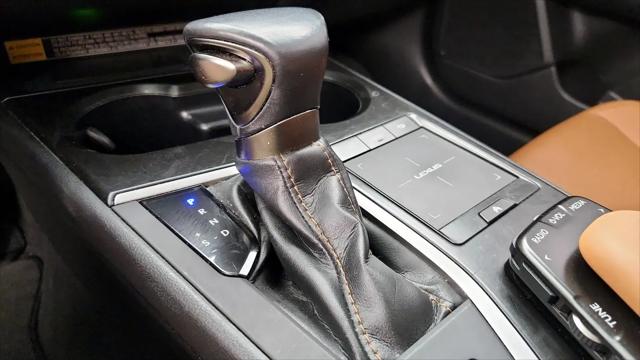 2022 Lexus UX 250h UX 250h