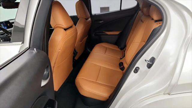 2022 Lexus UX 250h UX 250h