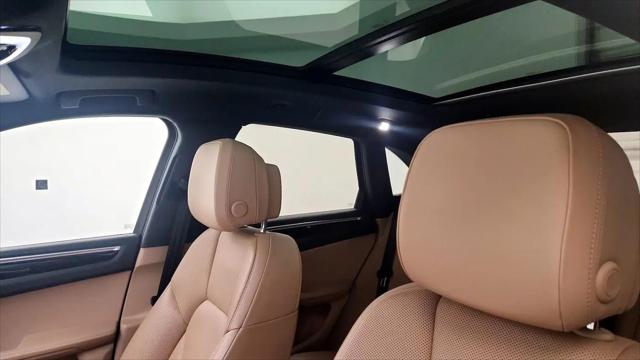 2021 Porsche Macan Macan